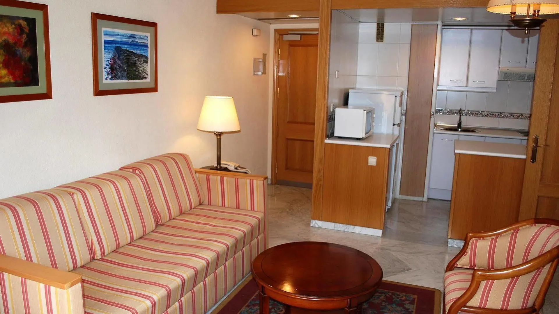 Aparthotel Convencion-Barajas Madrid 4*,  Spain